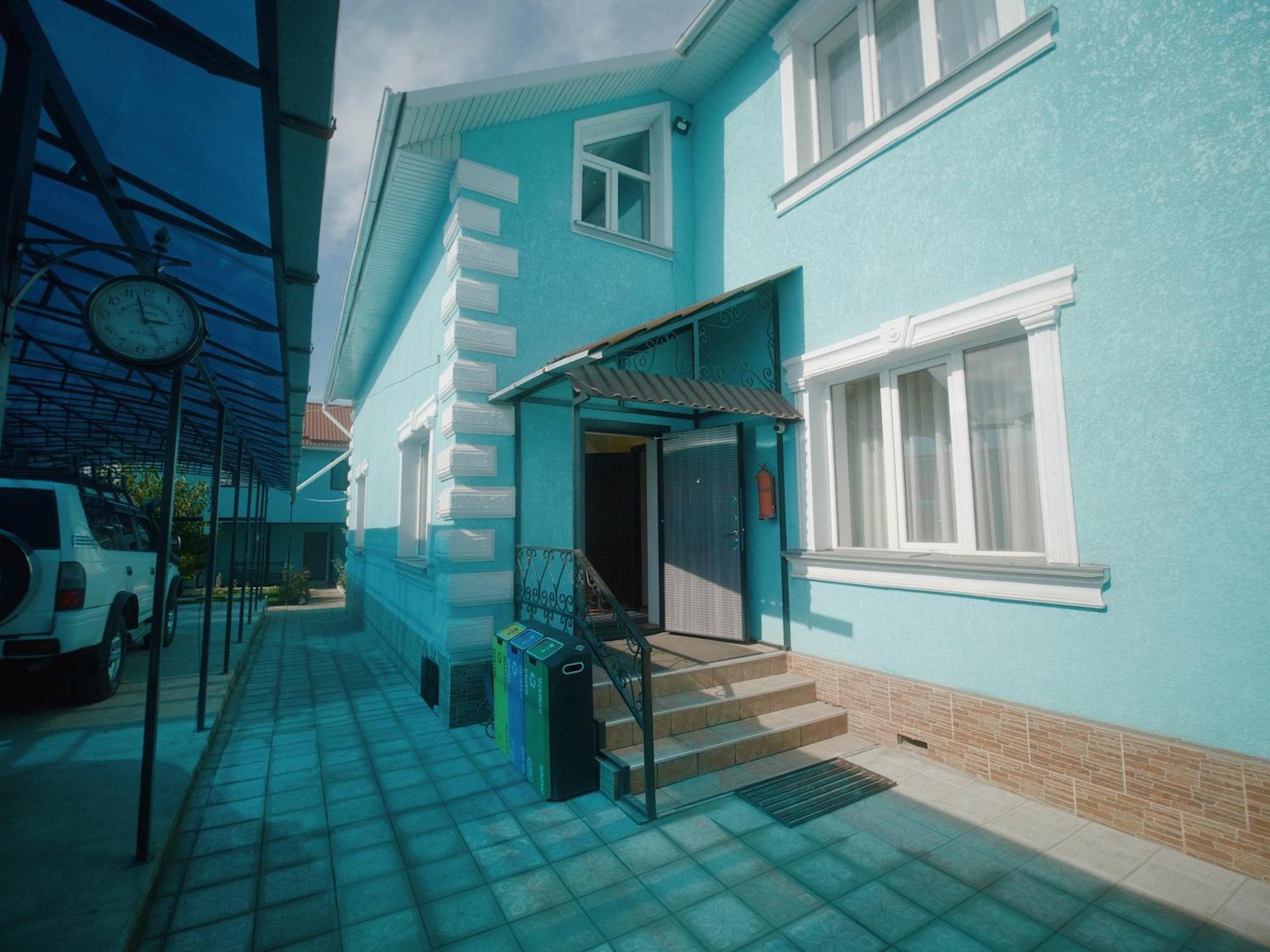 Guesthouse Alakol Karakol Exterior photo