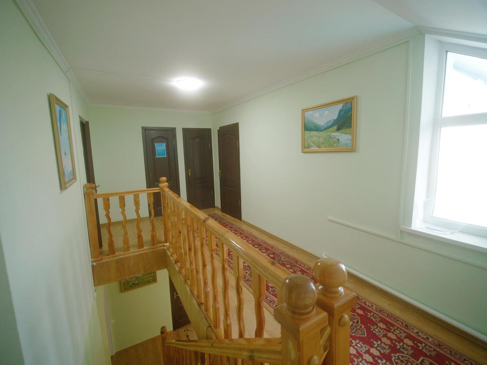 Guesthouse Alakol Karakol Exterior photo